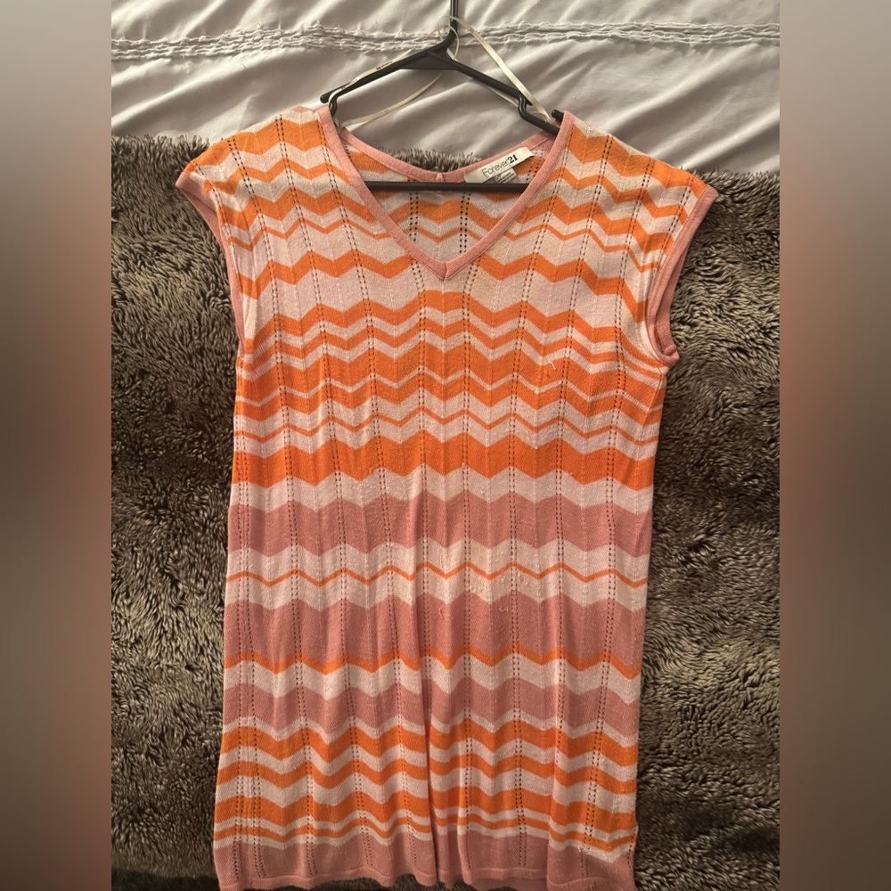 Forever 21 Pink and Orange Chevron Top
